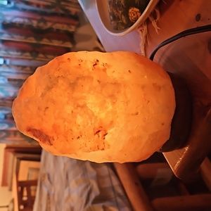 Himalayan salt lamp